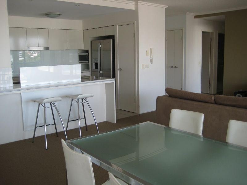 1082/18 Manning Street, Milton QLD 4064