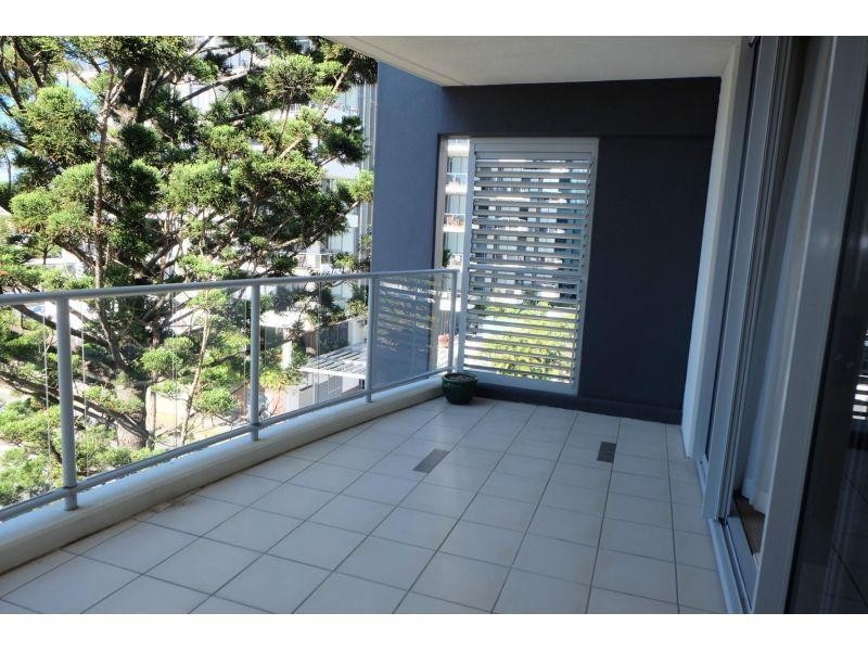 21 Cypress Avenue, Surfers Paradise QLD 4217
