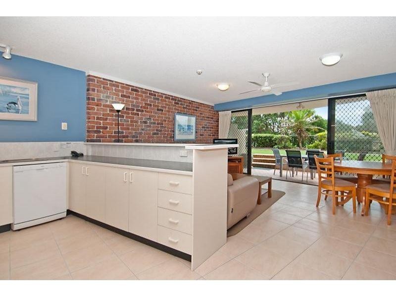 31-35 Landsborough Parade, Caloundra QLD 4551