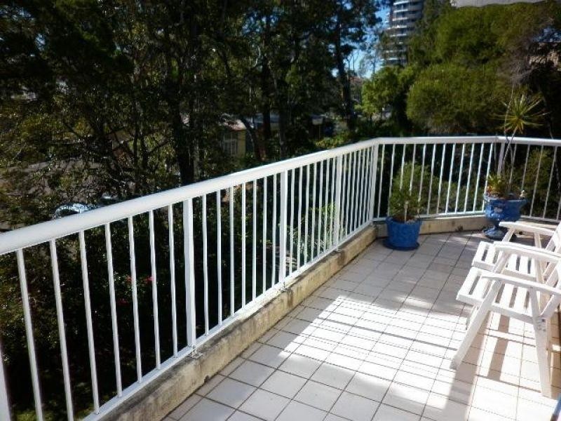 1 West Burleigh Rd, Burleigh Heads QLD 4220