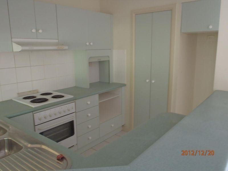 5-15 McGregor Street, Mooroobool QLD 4870