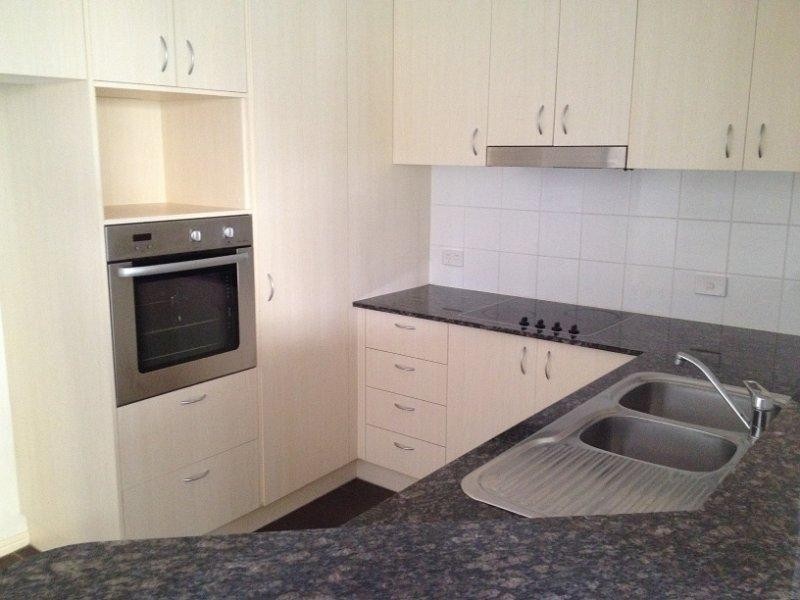 14/6 Fifth Avenue, Burleigh Heads QLD 4220