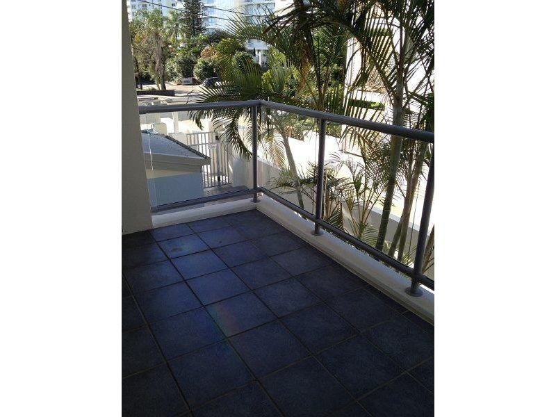 14/6 Fifth Avenue, Burleigh Heads QLD 4220