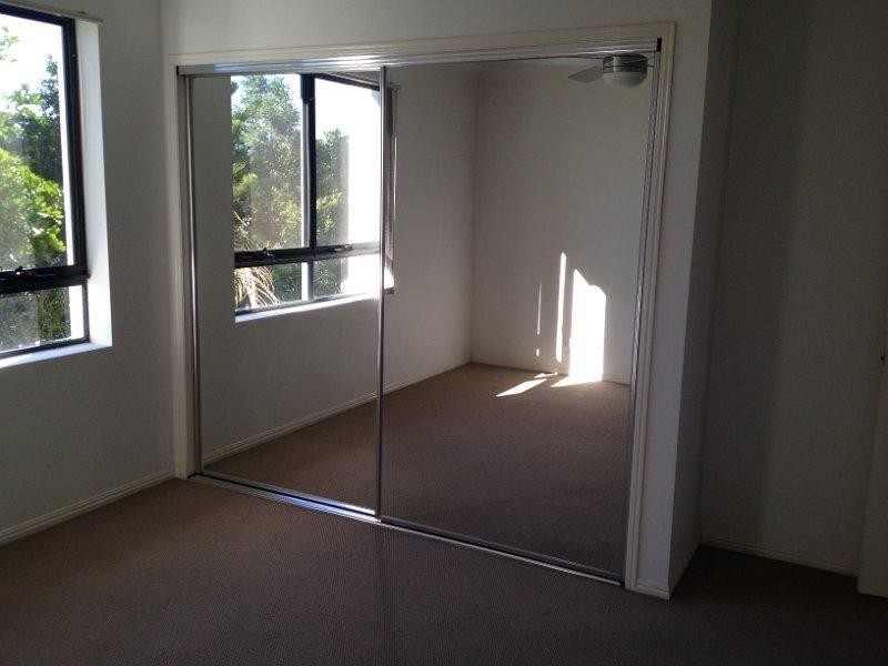 14/6 Fifth Avenue, Burleigh Heads QLD 4220