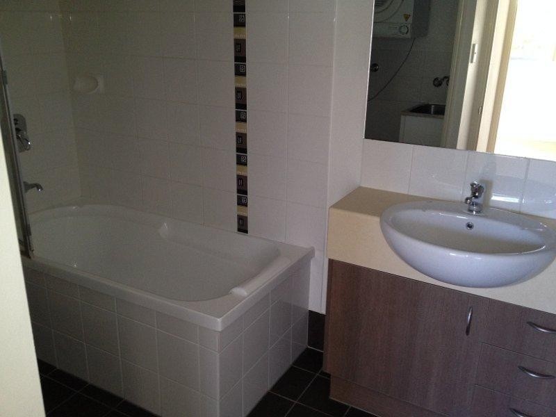 14/6 Fifth Avenue, Burleigh Heads QLD 4220