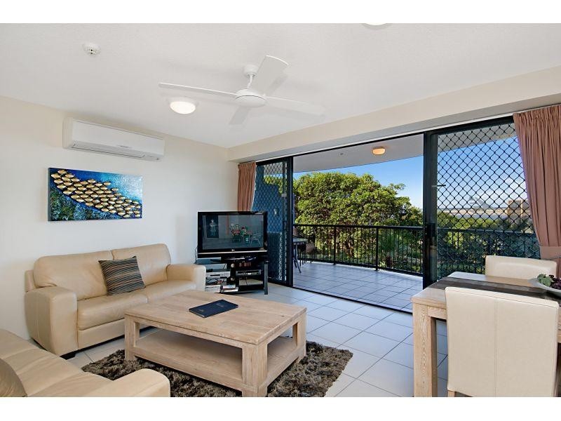 31-35 Landsborough Parade, Caloundra QLD 4551
