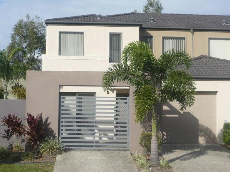 G2/2 Catalina Way, Upper Coomera QLD 4209