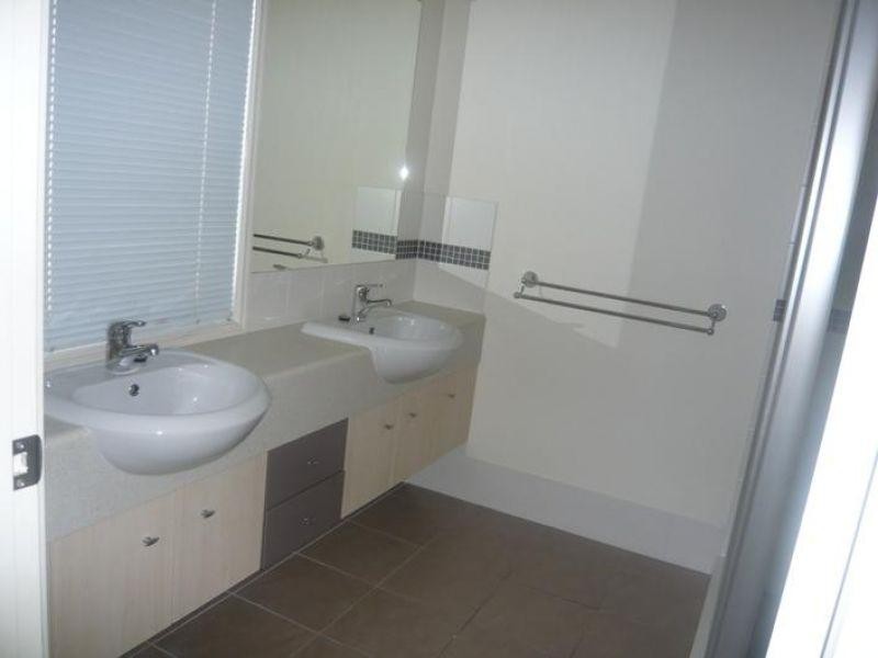 G2/2 Catalina Way, Upper Coomera QLD 4209