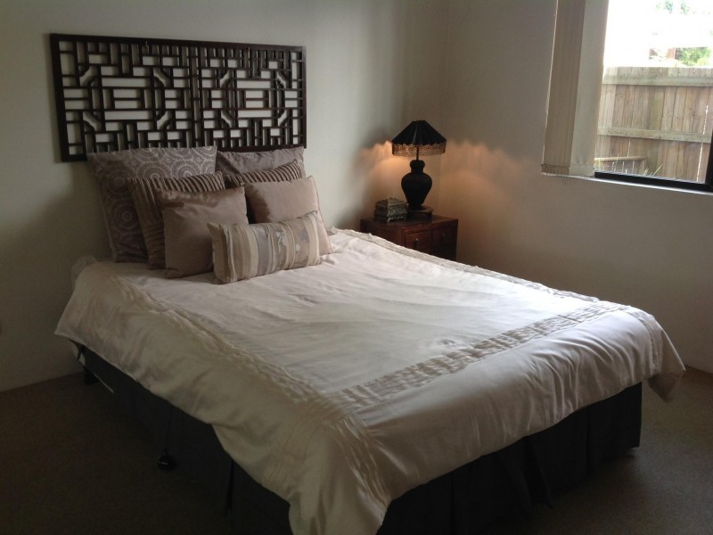 8 Lloyd Street, Southport QLD 4215