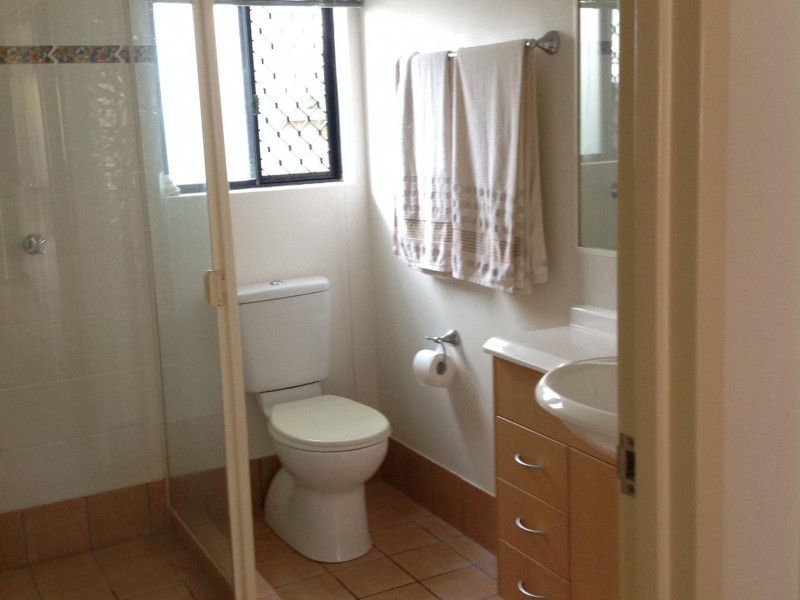 8 Lloyd Street, Southport QLD 4215