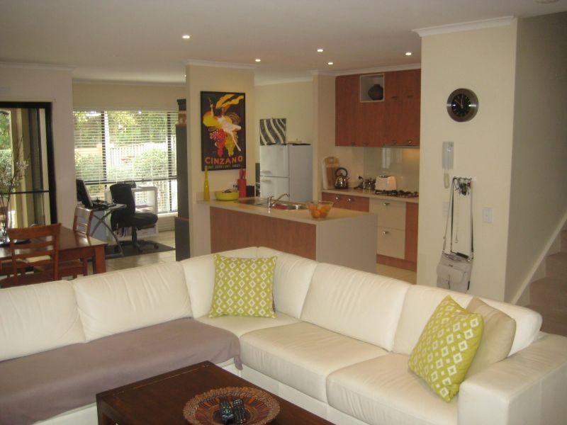 136 Palm Meadows Drive, Carrara QLD 4211