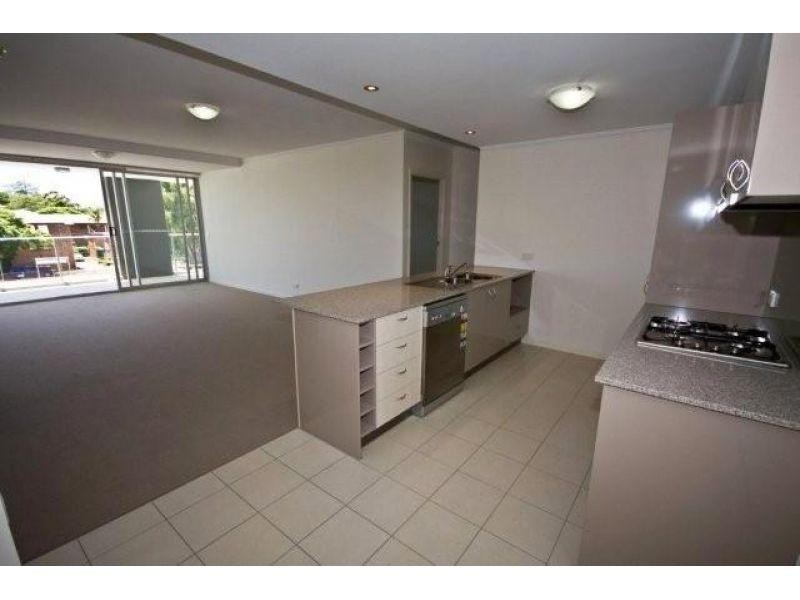 93/101 Clarence Road, Indooroopilly QLD 4068