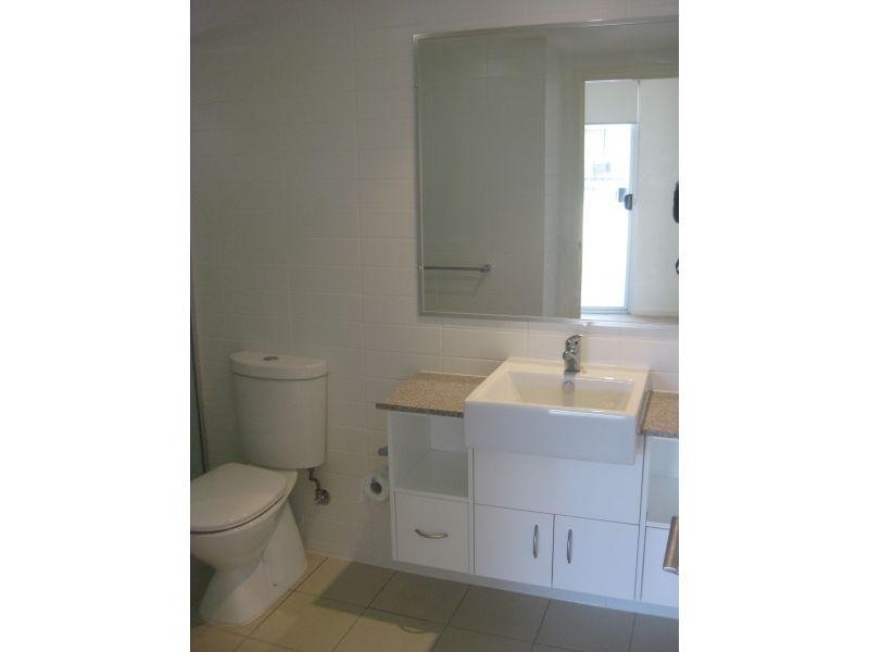 12/24 Allwood Street, Indooroopilly QLD 4068