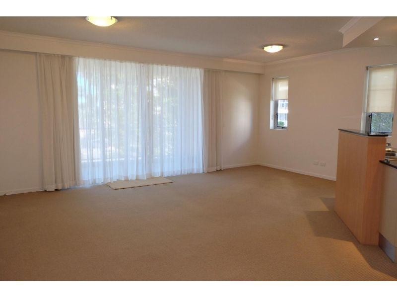 21 Cypress Avenue, Surfers Paradise QLD 4217