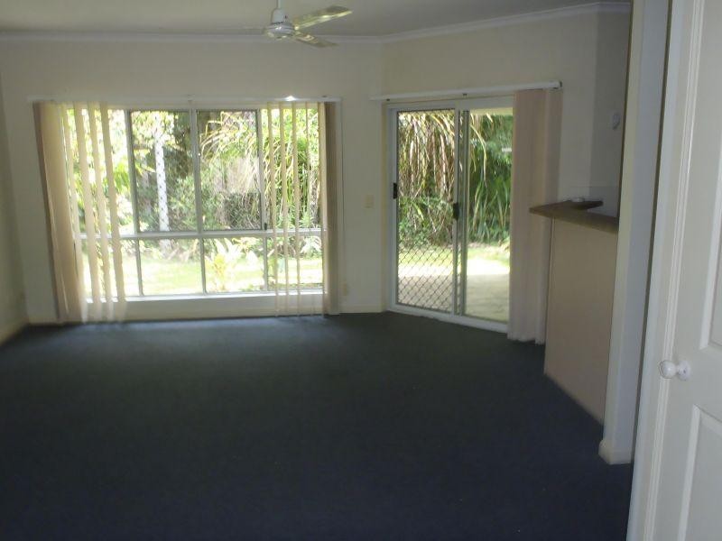 5-15 McGregor Street, Mooroobool QLD 4870