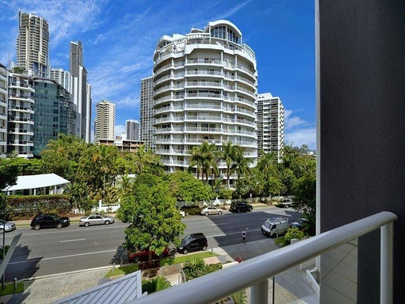 41/21 Cypress Avenue, Surfers Paradise QLD 4217