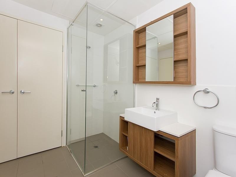 8 Dunmore Terrace, Auchenflower QLD 4066