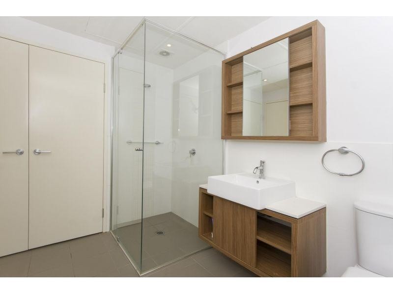 8 Dunmore Terrace, Auchenflower QLD 4066