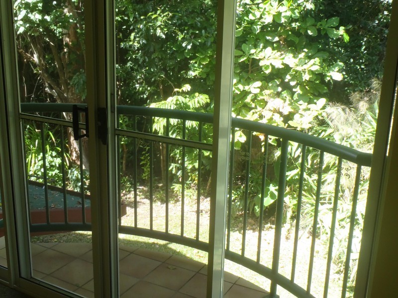 Unit 6/5-15 McGregor Street, Mooroobool QLD 4870