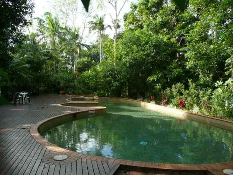 Unit 6/5-15 McGregor Street, Mooroobool QLD 4870