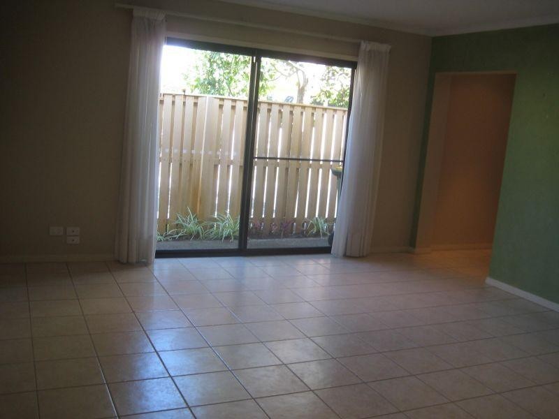 136 Palm Meadows Drive, Carrara QLD 4211