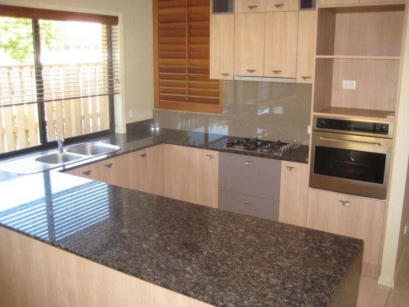 136 Palm Meadows Drive, Carrara QLD 4211