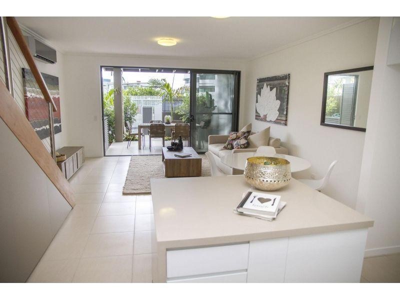 125 Parnell BLV, Robina QLD 4226