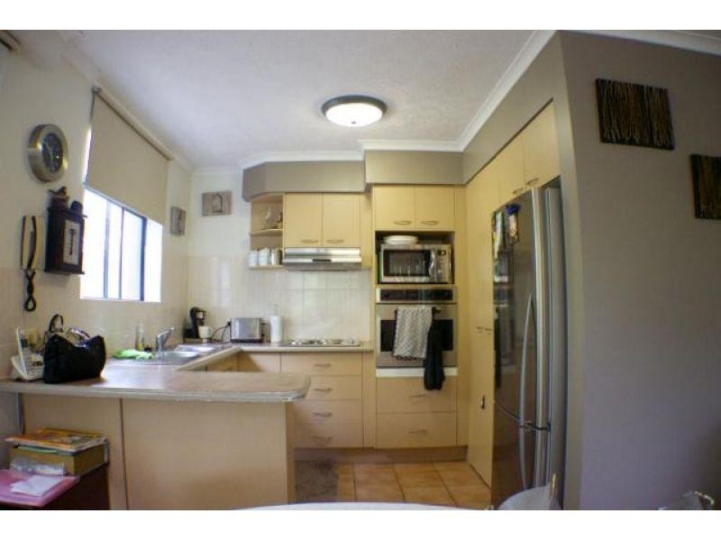 9/4 Monte Carlo Avenue, Surfers Paradise QLD 4217