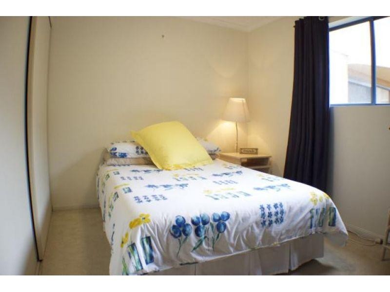 9/4 Monte Carlo Avenue, Surfers Paradise QLD 4217