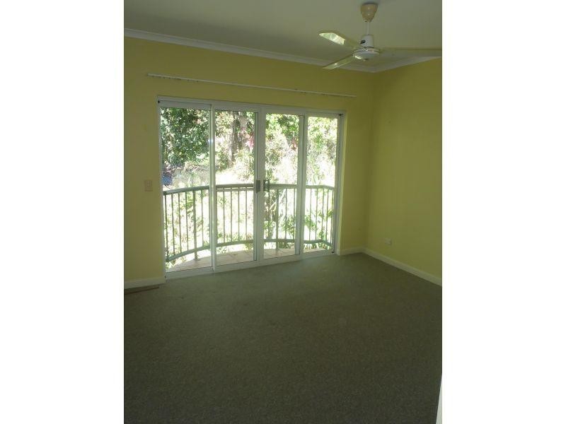 Unit  6/5-15 McGregor Street, Mooroobool QLD 4870