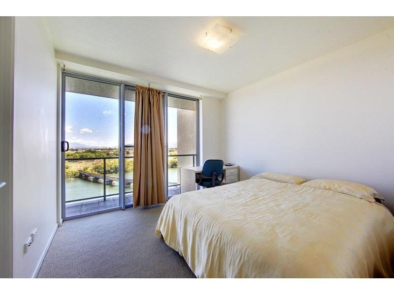 32 Stanley Street, Townsville City QLD 4810