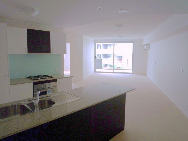 126/101 Clarence Road, Indooroopilly QLD 4068