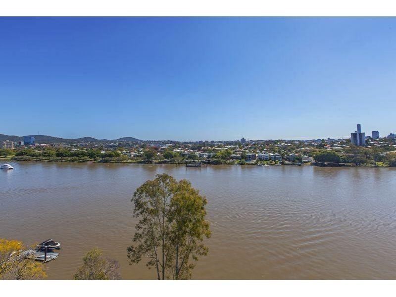 72 Macquarie Street, St Lucia QLD 4067