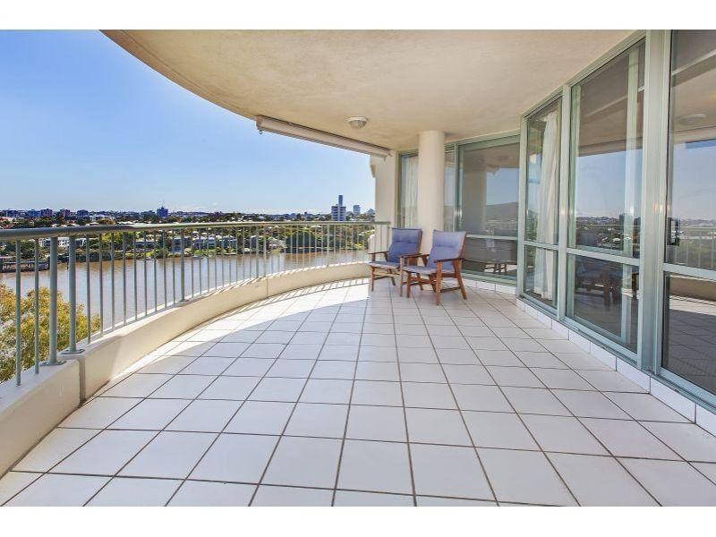 72 Macquarie Street, St Lucia QLD 4067