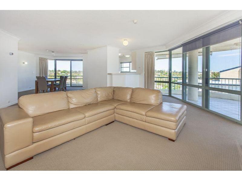 72 Macquarie Street, St Lucia QLD 4067