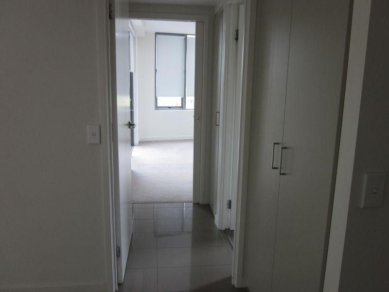 Unit 1301/438 Marine Parade, Biggera Waters QLD 4216