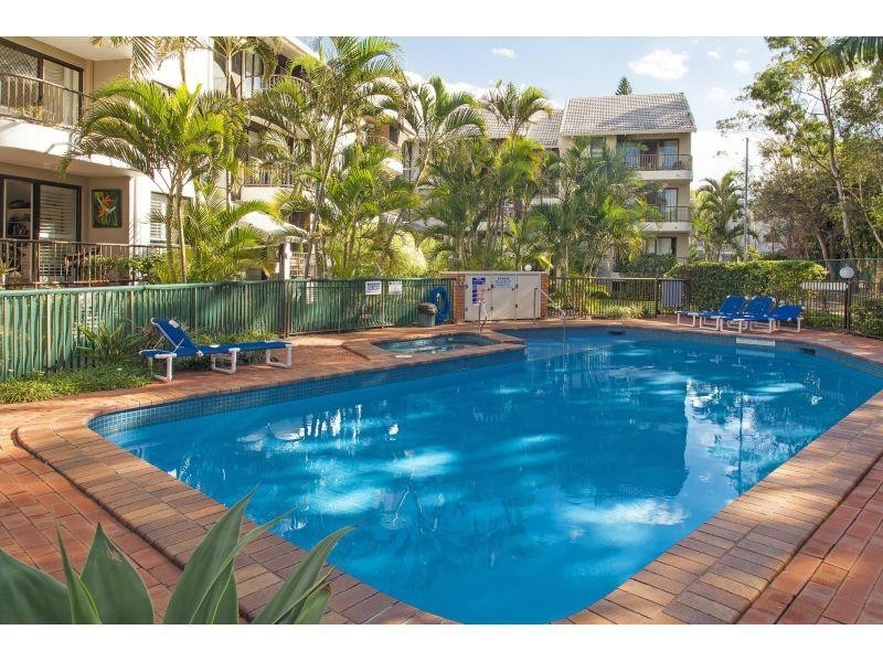 9 Bayview Street, Runaway Bay QLD 4216