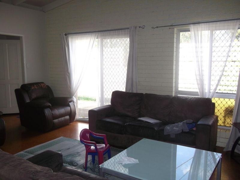 14 Pinewood Street, Crestmead QLD 4132