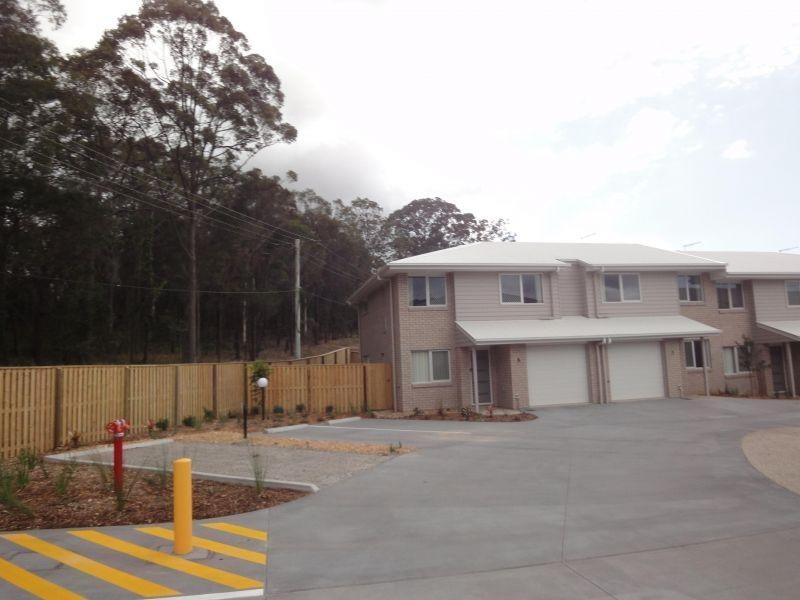 Unit  1 – 19/11 – 13 Montree Circuit, Kallangur QLD 4503