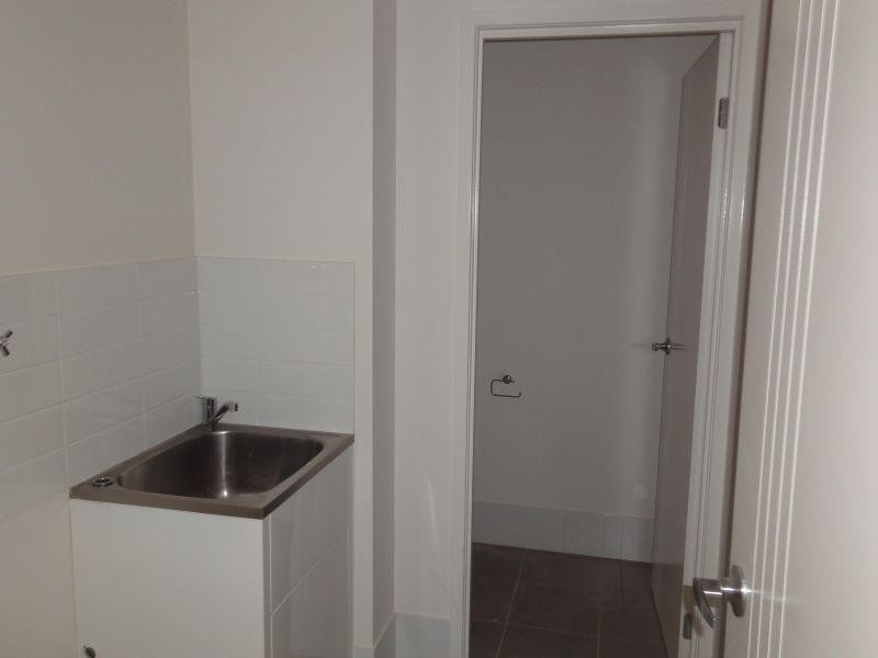 Unit  1 – 19/11 – 13 Montree Circuit, Kallangur QLD 4503