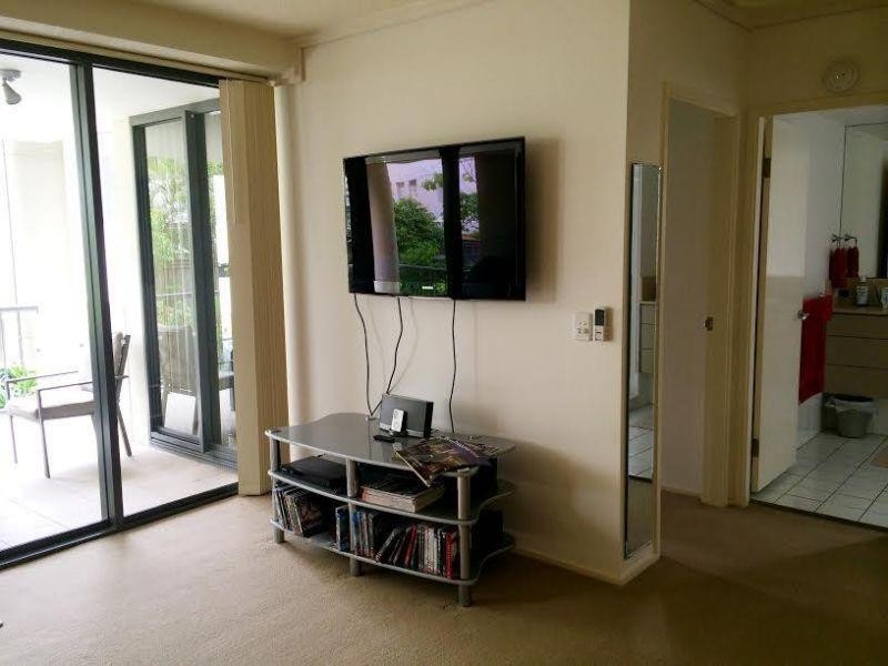 1027/18 Manning Street, Milton QLD 4064