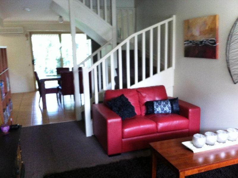 6 Samanthas Way, Slacks Creek QLD 4127