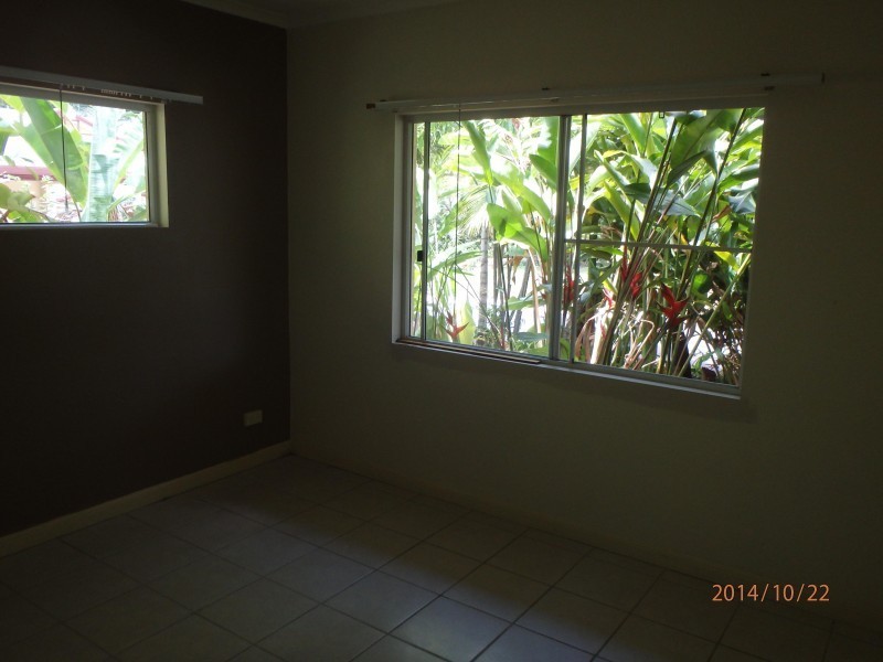 5-15 McGregor Street, Mooroobool QLD 4870