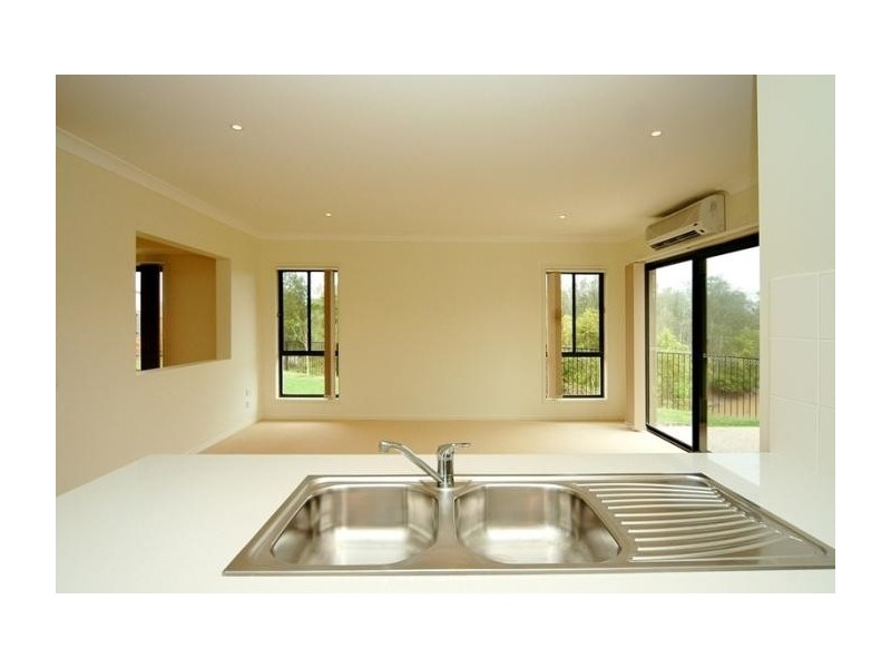 B/2 Catalina Way, Upper Coomera QLD 4209