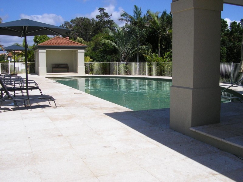 34 ALBICORE ST, Mermaid Waters QLD 4218