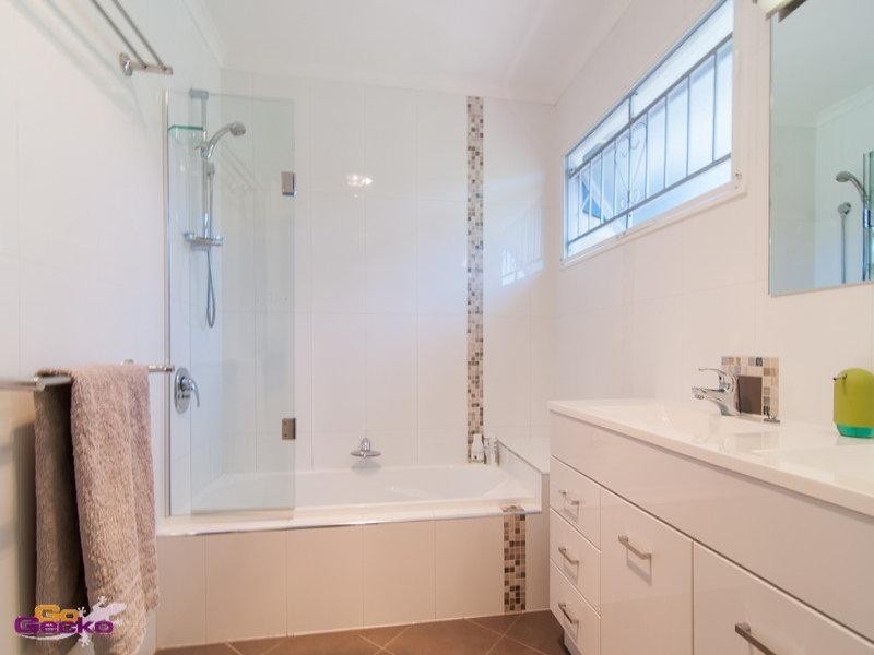 12 Cresfield Street, Zillmere QLD 4034