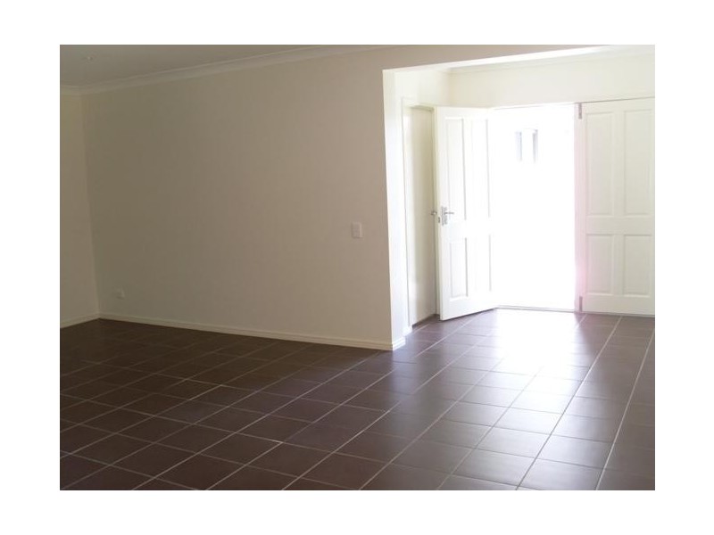 A/2 Catalina Way, Upper Coomera QLD 4209