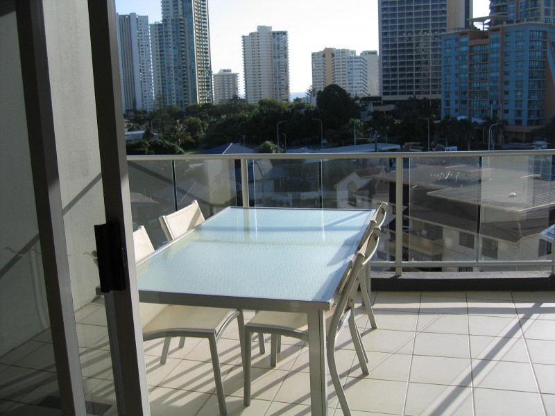 283/283/21-31 Cypress Ave, Surfers Paradise QLD 4217