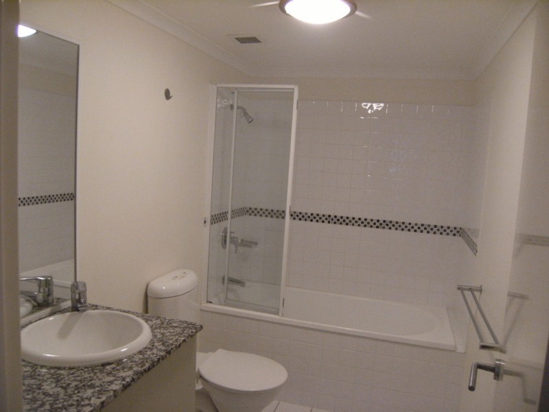 12/82 Boundary Street, Brisbane QLD 4000