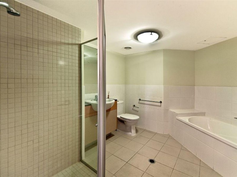 53/21 Cypress Avenue, Surfers Paradise QLD 4217